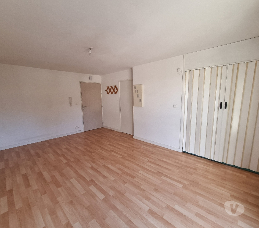 Location appartement Maine-et-Loire Angers - Photos Vivastreet Appartement T1bis proche INSPE, hôpital, Bichon St Lazare