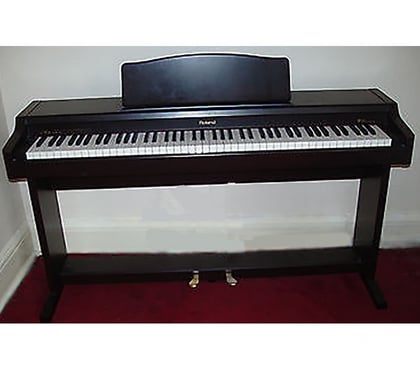 Instruments de musique Mommenheim Bas-Rhin - Photos Vivastreet ROLAND HP137R - piano numérique touché lourd