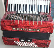 Photos Vivastreet DELICIA Arnoldo III - accordéon piano 72 b+7reg+2reg