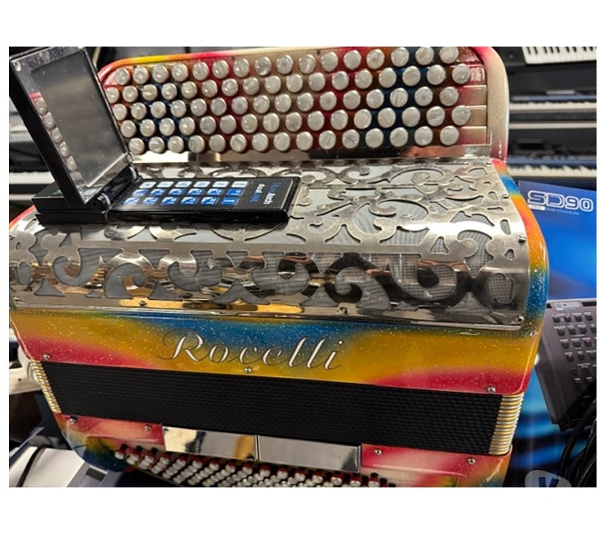 Instruments de musique Bas-Rhin Mommenheim - 67670 - Photos Vivastreet ROCELLI accordéon bouton - Equipé midi MUSICTECH
