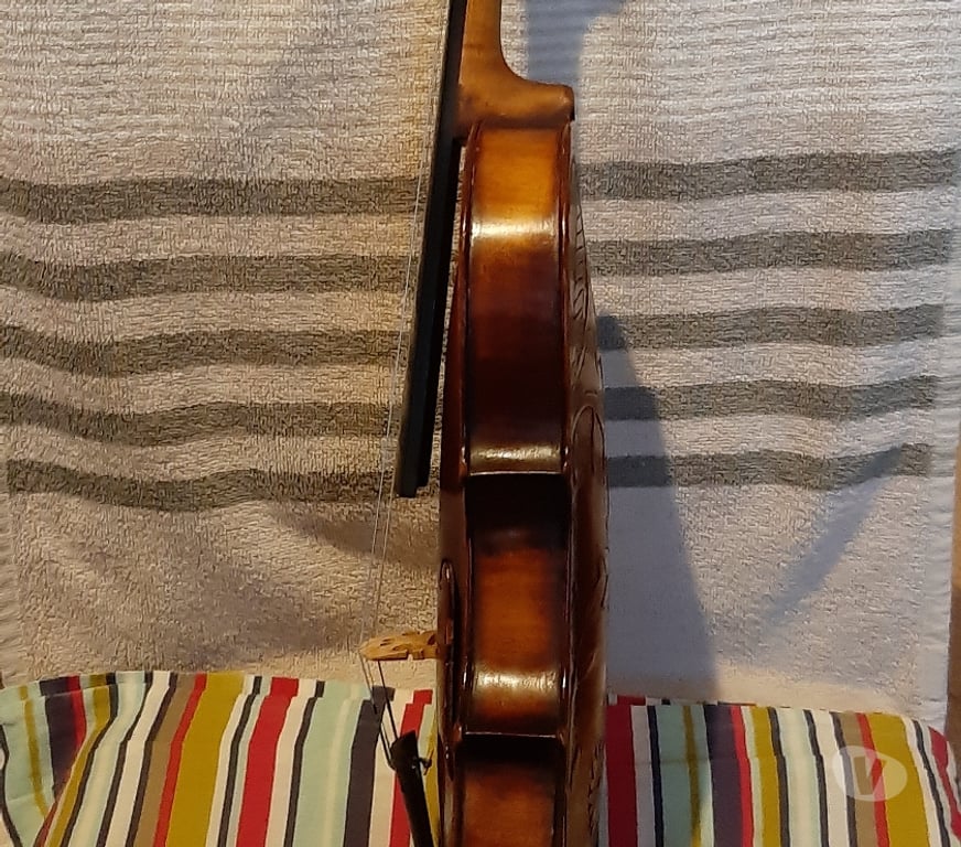 Instruments de musique Bouches-du-Rhône St Victoret - 13730 - Photos Vivastreet Violon 4 4 prêt à jouer