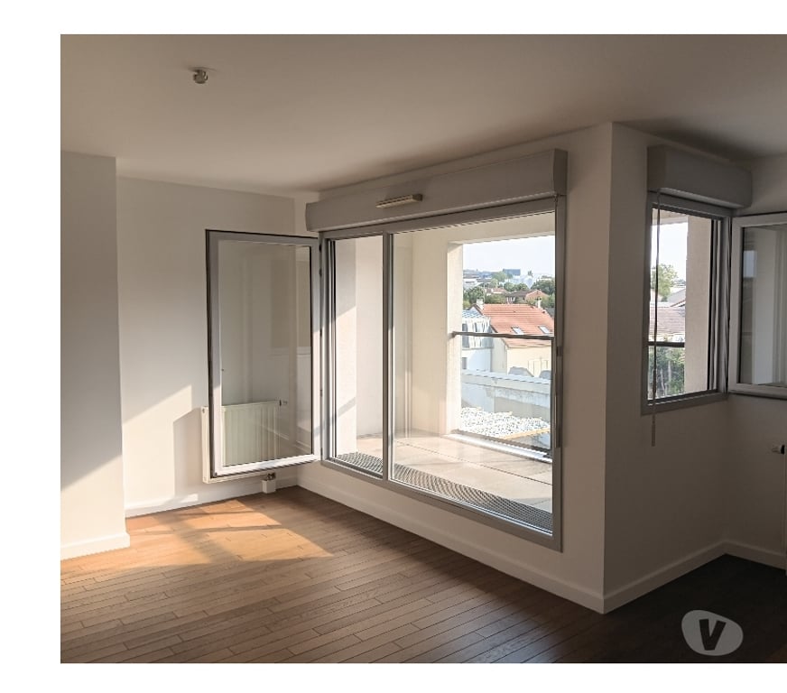 Appartements à vendre Val-de-Marne Villejuif - 94800 - Photos Vivastreet Villejuif 3 pièces 65 m² dernier étage + parking