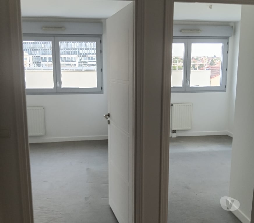 Appartements à vendre Val-de-Marne Villejuif - 94800 - Photos Vivastreet Villejuif 3 pièces 65 m² dernier étage + parking