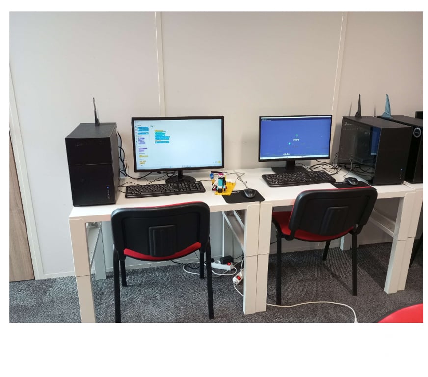 Informatique Loire St Etienne - Photos Vivastreet Bon activités découverte vacances Robotique ou CodeGaming