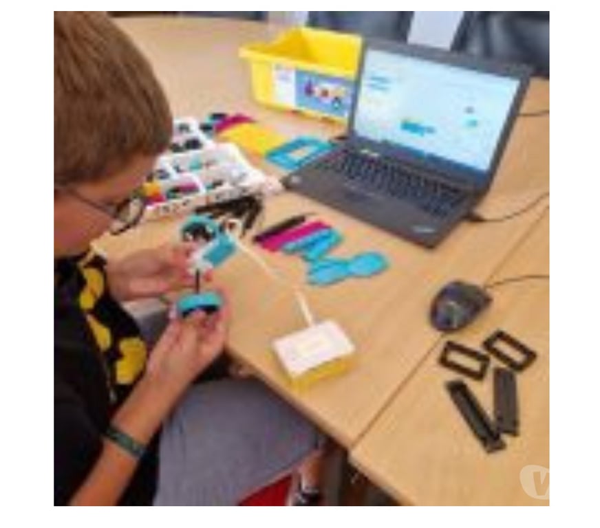 Informatique Loire St Etienne - Photos Vivastreet Bon activités découverte vacances Robotique ou CodeGaming