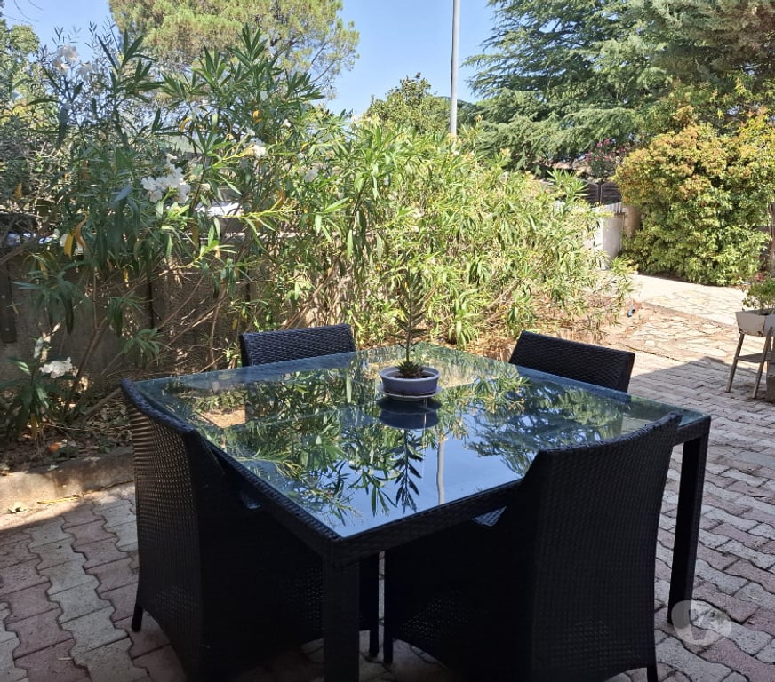 Appartement meublé Gard Tresques - 30330 - Photos Vivastreet T duplex meublé tout confort