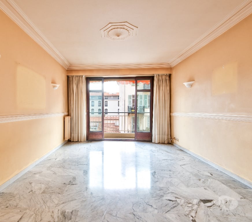 Appartements à vendre Alpes-Maritimes Nice - Photos Vivastreet Appartement T3 Traversant