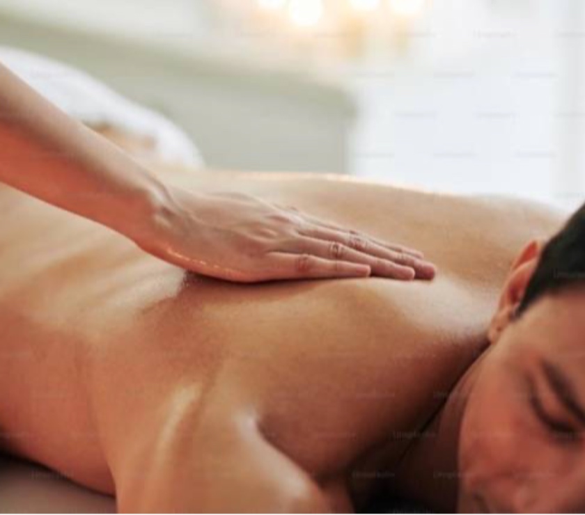 Massages Aude Quillan - 11500 - Photos Vivastreet Massage de détente californien et tantrique