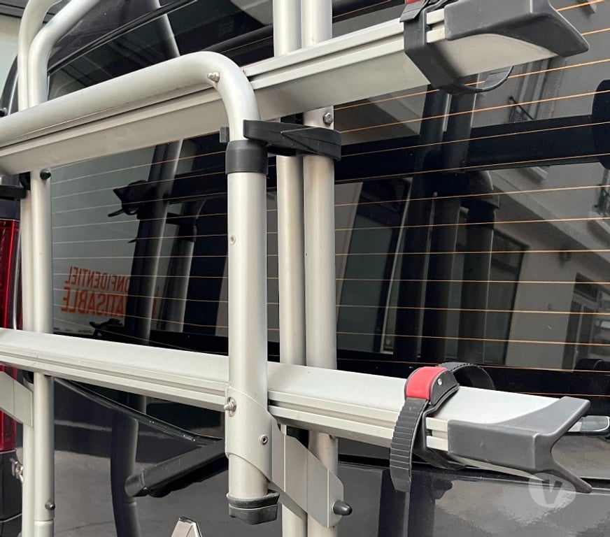 Camping car occasion Paris Paris 18ème ardt - 75018 - Photos Vivastreet Van Randger R535 Renault Trafic 145 ch BVA 4 couchages 23890
