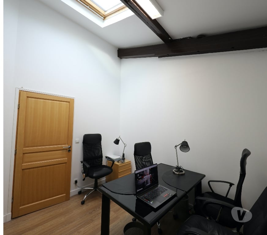 bureaux locaux Hauts-de-Seine Vanves - 92170 - Photos Vivastreet Local Commercial & Bureaux 153m² Vanves-Porte de Versailles