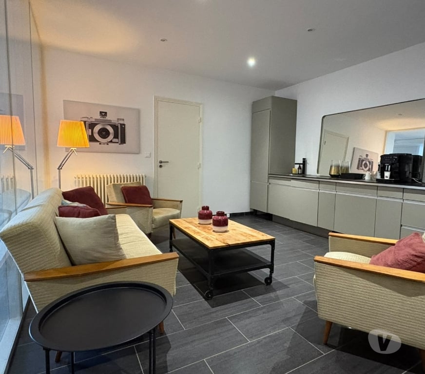 bureaux locaux Hauts-de-Seine Vanves - 92170 - Photos Vivastreet Local Commercial & Bureaux 153m² Vanves-Porte de Versailles