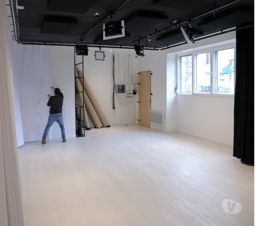 bureaux locaux Hauts-de-Seine Vanves - 92170 - Photos Vivastreet Local Commercial 57 m² – Vanves (Porte de Versailles)