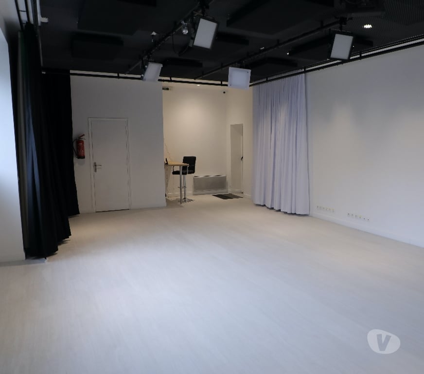 bureaux locaux Hauts-de-Seine Vanves - 92170 - Photos Vivastreet Local Commercial 57 m² – Vanves (Porte de Versailles)