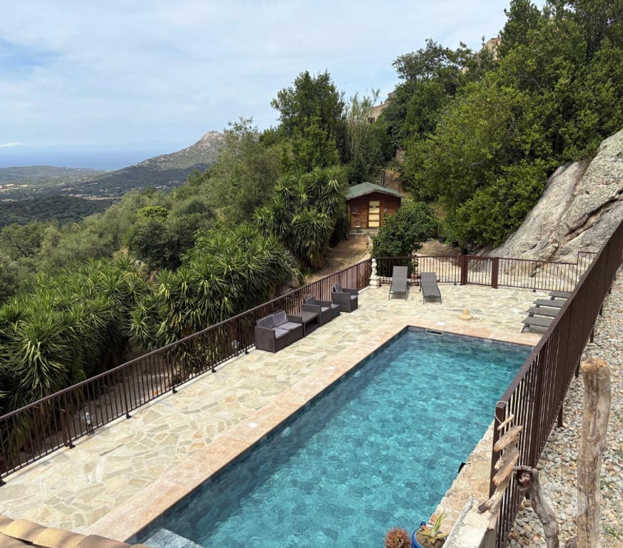 location saisonniere Haute-Corse Costa - 20226 - Photos Vivastreet location en balagne avec piscine