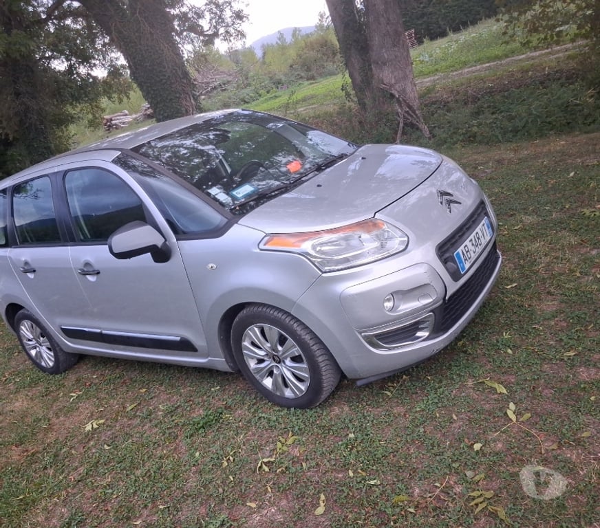 Voiture d'occasion Isère Tullins - Photos Vivastreet C3 picasso 1,6 HDI