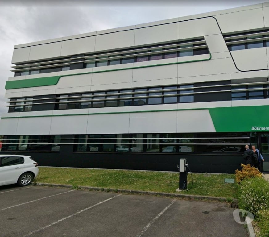 bureaux locaux Ille-et-Vilaine St Gregoire - 35760 - Photos Vivastreet Plateau de bureaux de 192 m² avec parking