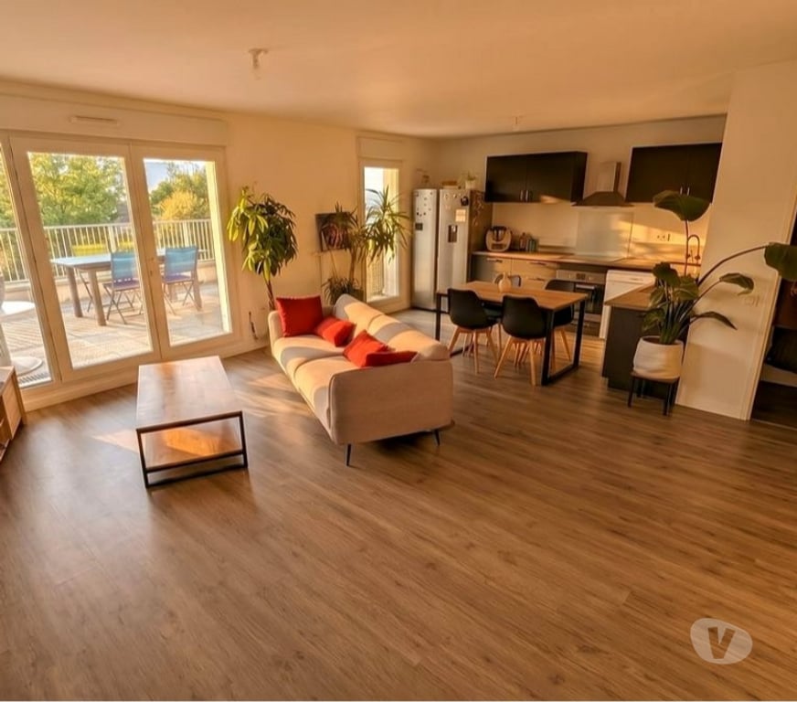 Appartements à vendre Loire-Atlantique St Herblain - 44800 - Photos Vivastreet Saint-Herblain T4 80 m², 3 ch, terrasse 24 m², 2 parkings