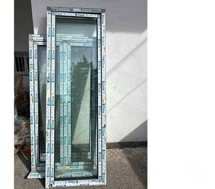 Bricolage - Jardin - Outillage St Romain en Gier Rhône - Photos Vivastreet Porte fenêtre en alu un vantail Haut 2440 Larg 930