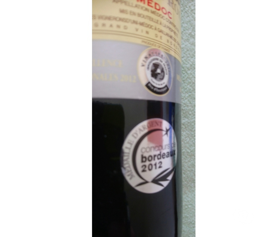 Vins - Gastronomie Seine-Saint-Denis La Courneuve - 93120 - Photos Vivastreet Vin Merrain Médoc