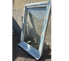 Cailloux sur Fontaines - Rhône — Fenêtre pvc blanc un vantail Haut 1430   Larg 970