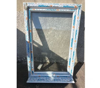 Bricolage - Jardin - Outillage Montanay Rhône - Photos Vivastreet Fenêtre pvc blanc un vantail Haut 1430 Larg 970
