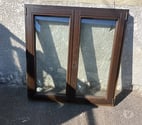 Quincieux - Rhône — Fenêtre en bois deux vantaux Haut 1250 Larg 1200