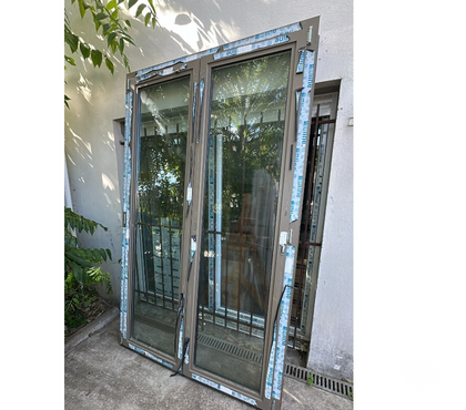  Serezin du Rhone Rhône - Photos Vivastreet Porte fenêtre en aluminium deux vantaux Haut 2400 Larg 144