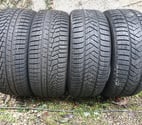 St Etienne - St Etienne — 2 ou 4 pneus hiver 235 50 18 101V Pirelli Hankook