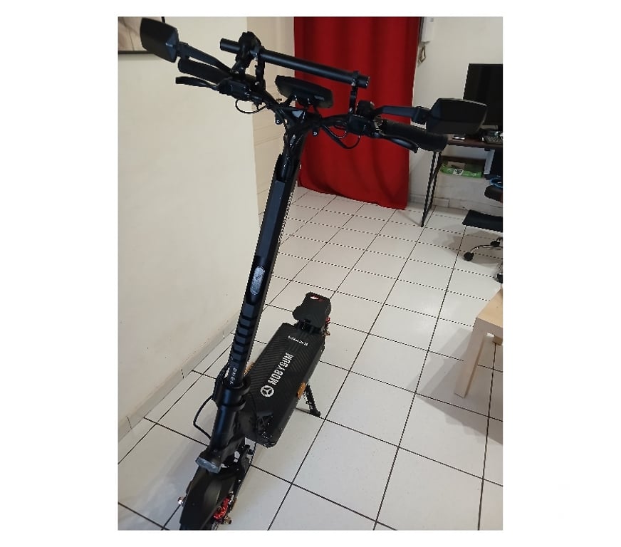 Matériel de sport Rhône Villeurbanne - 69100 - Photos Vivastreet Trottinette Electrique Mobygum Storm neuve (10 km)