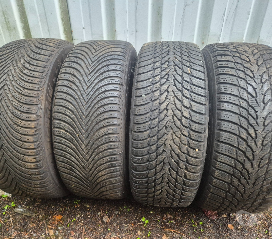 Pièces et services auto Loire St Etienne - Photos Vivastreet 4 roues alu hiver ou été 215 55 16 Citroën Grand Picasso