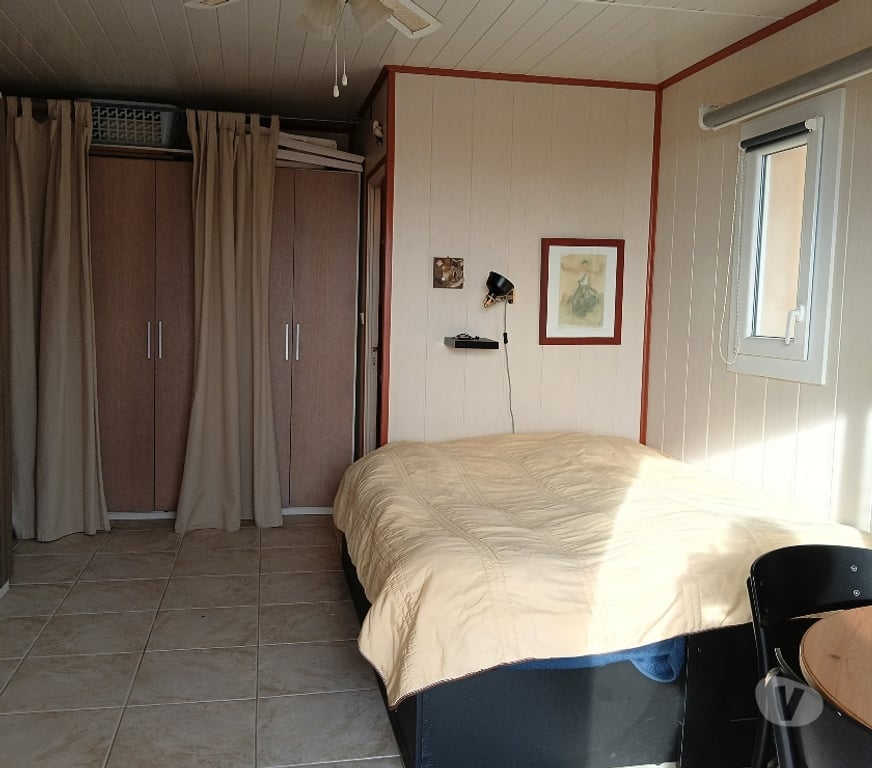 Appartements à vendre Var Hyeres - 83400 - Photos Vivastreet Exclusivité: pieds dans l'eau sans vis-à-vis