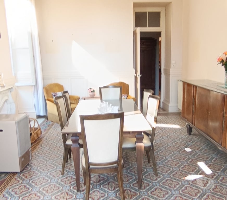 Appartements à vendre Alpes-Maritimes Nice - Photos Vivastreet Rare, élégant et lumineux 91 m2 aux Arènes de cimiez