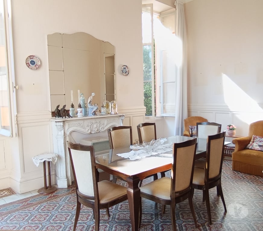 Appartements à vendre Alpes-Maritimes Nice - Photos Vivastreet Rare, élégant et lumineux 91 m2 aux Arènes de cimiez