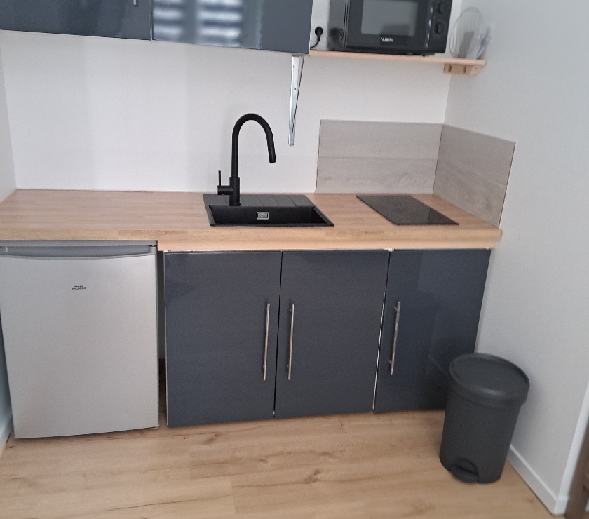 Appartement meublé Seine-Maritime Le Havre - Photos Vivastreet STUDIO ENTIEREMENT MEUBLE HYPER CENTRE-VILLE 440€ CC