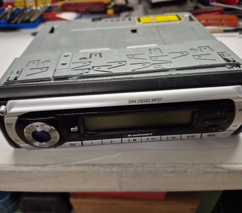 Pièces détachées automobile Kingersheim Haut-Rhin - Photos Vivastreet Autoradio lecteur de CD Blaupunkt