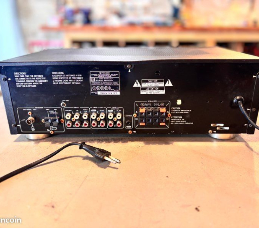 Instruments de musique Moselle Metz - Photos Vivastreet vends sonorisation studio 85watts