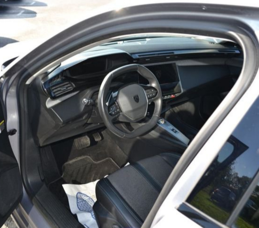 Voiture d'occasion Mayenne Laval - 53000 - Photos Vivastreet Peugeot 308 1.5 BLUEHDI 130CH S&S ALLURE PACK EAT8