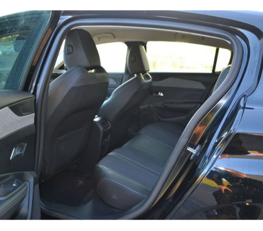 Voiture d'occasion Mayenne Laval - 53000 - Photos Vivastreet Peugeot 308 1.2 PURETECH 130CH S&S ALLURE EAT8