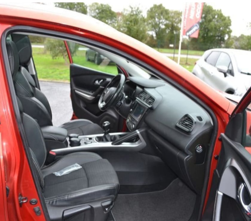 Voiture d'occasion Mayenne Laval - 53000 - Photos Vivastreet Renault Kadjar 1.6 DCI 130CH ENERGY INTENS 4WD