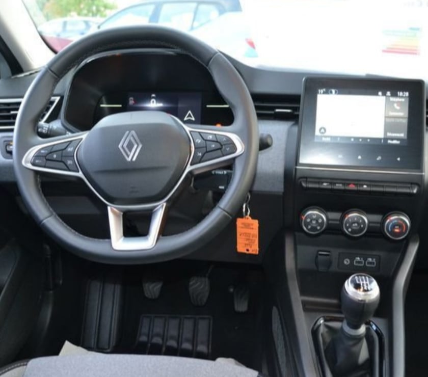 Voiture d'occasion Mayenne Laval - 53000 - Photos Vivastreet Renault Clio 1.5 DCI 100CH EVOLUTION - 25