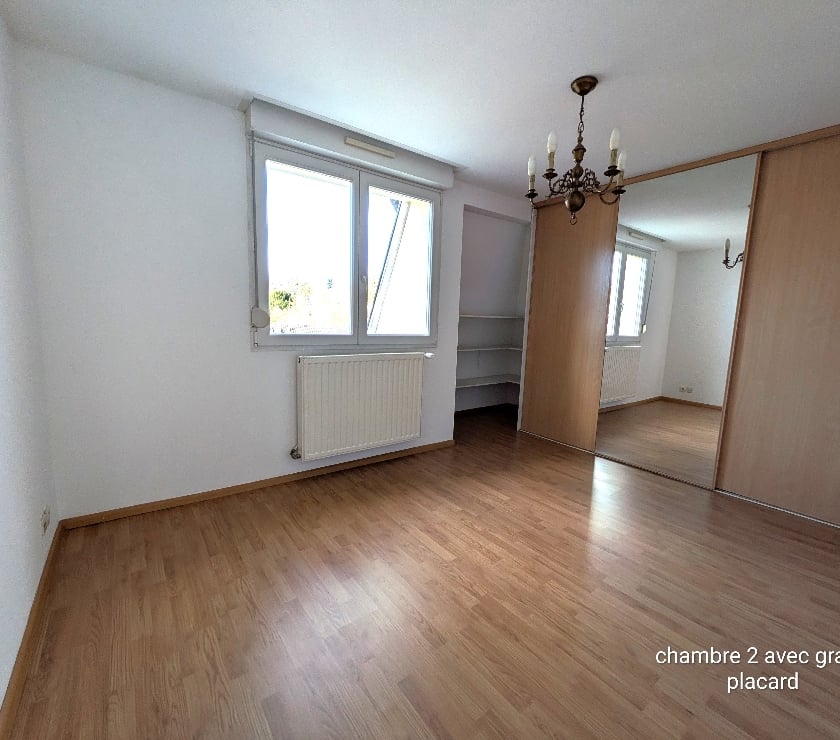 Appartements à vendre Haut-Rhin Mulhouse - Photos Vivastreet Superbe attique 142 m2 + garage ind. fermé + parking privé
