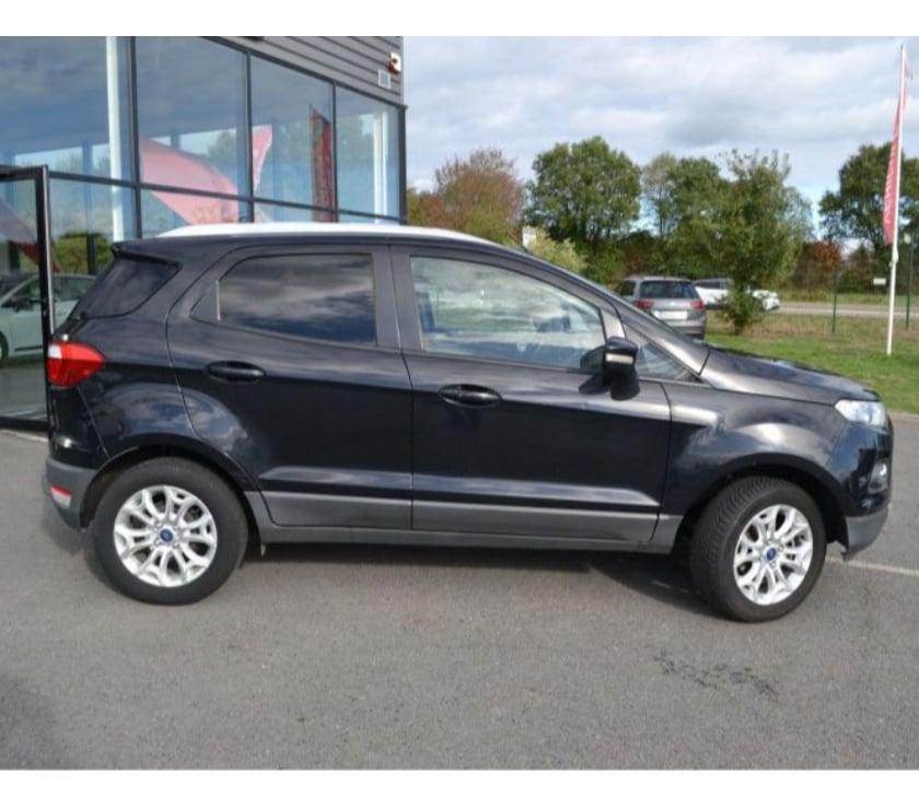Voiture d'occasion Mayenne Laval - 53000 - Photos Vivastreet Ford Ecosport 1.5 TDCI 95CH FAP TITANIUM
