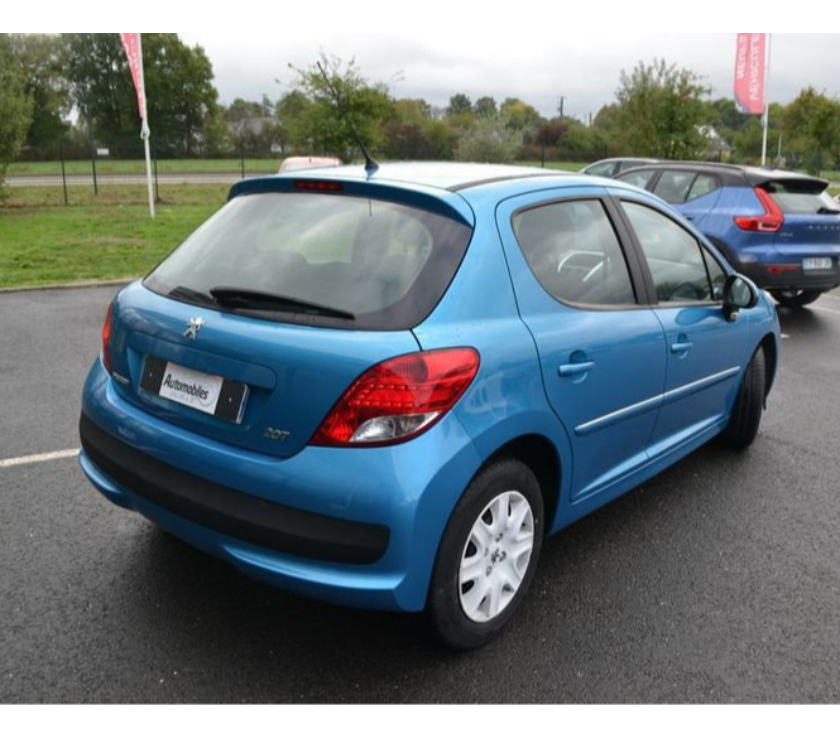 Voiture d'occasion Mayenne Laval - 53000 - Photos Vivastreet Peugeot 207 1.4 HDI FAP ACTIVE 5P