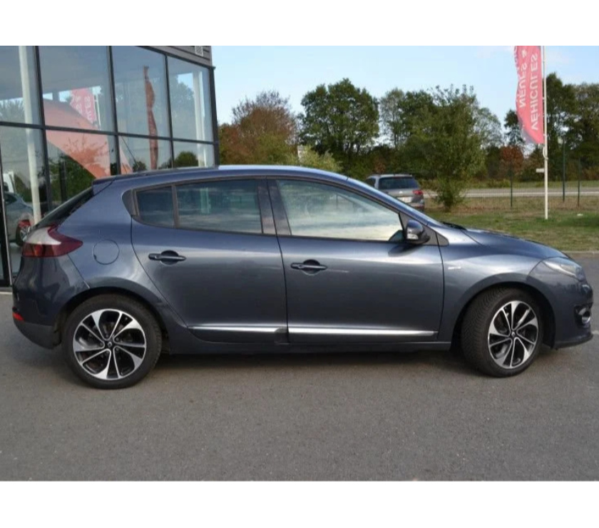 Voiture d'occasion Mayenne Laval - 53000 - Photos Vivastreet Renault Mégane 1.5 DCI 110CH BOSE EDC ECO² 2015