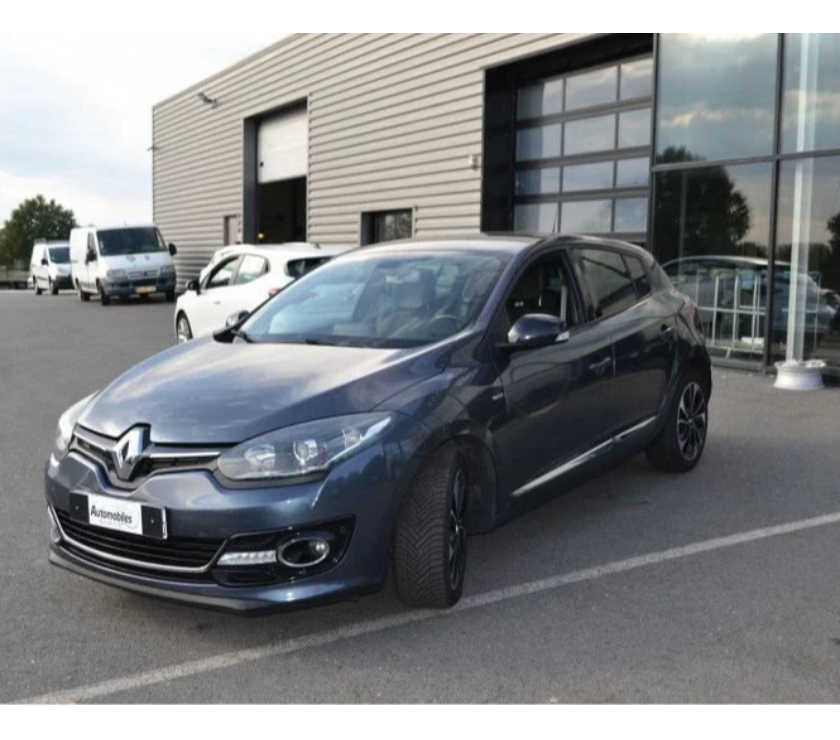 Voiture d'occasion Mayenne Laval - 53000 - Photos Vivastreet Renault Mégane 1.5 DCI 110CH BOSE EDC ECO² 2015
