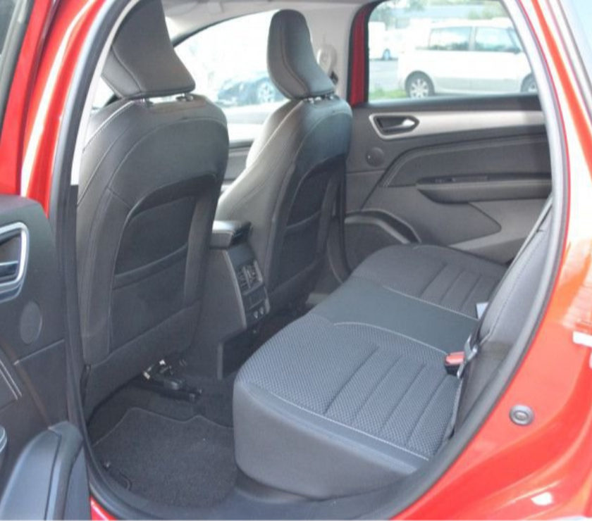 Voiture d'occasion Mayenne Laval - 53000 - Photos Vivastreet Renault Arkana 1.6 E-TECH 145CH INTENS -21B