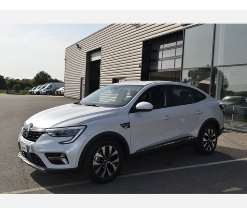 Voiture d'occasion Mayenne Laval - 53000 - Photos Vivastreet Renault Arkana 1.6 E-TECH 145CH BUSINESS