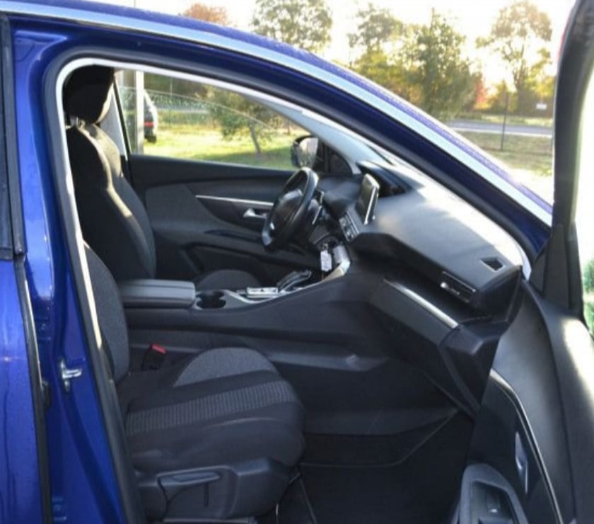 Voiture d'occasion Mayenne Laval - 53000 - Photos Vivastreet Peugeot 3008 1.5 BLUEHDI 130CH S&S ALLURE PACK EAT8
