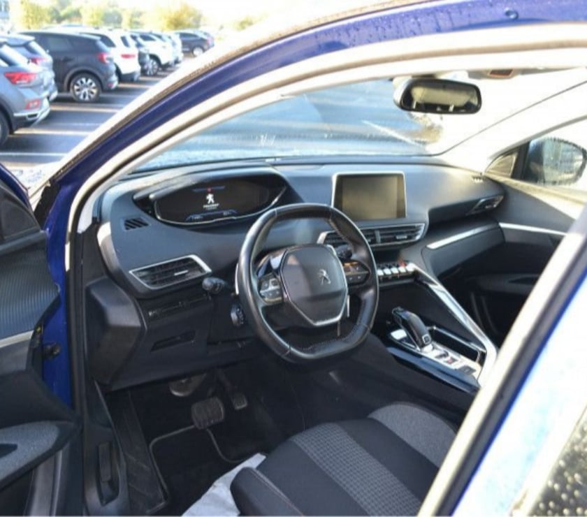 Voiture d'occasion Mayenne Laval - 53000 - Photos Vivastreet Peugeot 3008 1.5 BLUEHDI 130CH S&S ALLURE PACK EAT8