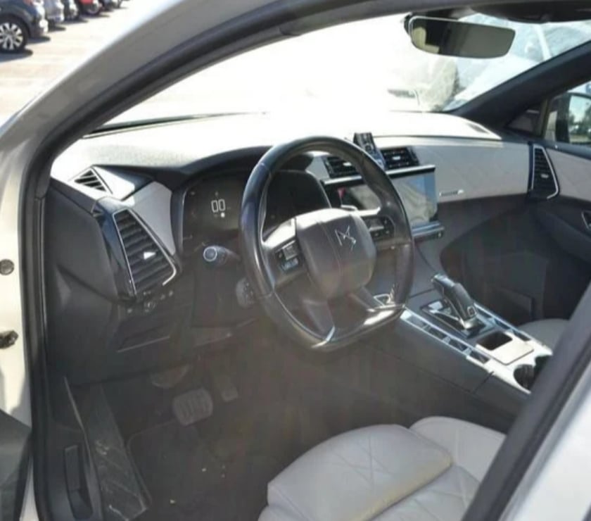 Voiture d'occasion Mayenne Laval - 53000 - Photos Vivastreet DS DS 7 Crossback BLUEHDI 180CH GRAND CHIC AUTOMATIQUE